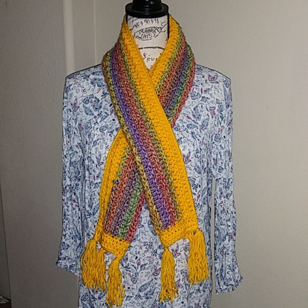 Handmade Colorful Scarf - Picture 5 of 8
